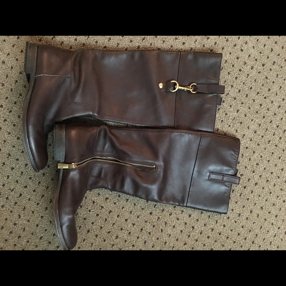 Genuine leather boots